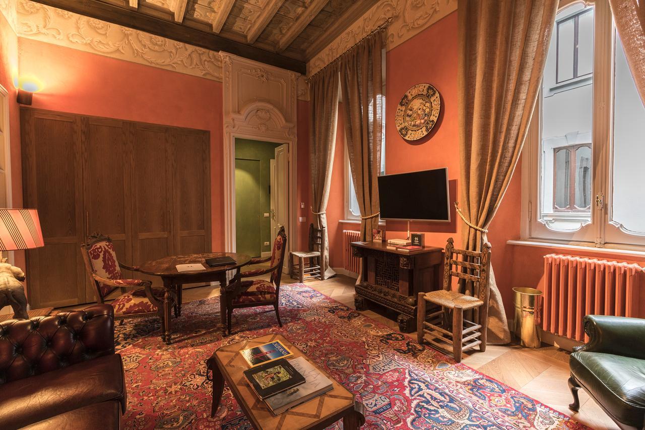 Hemeras Boutique Homes - 4 Luxury Suites In Milan Fashion District Экстерьер фото